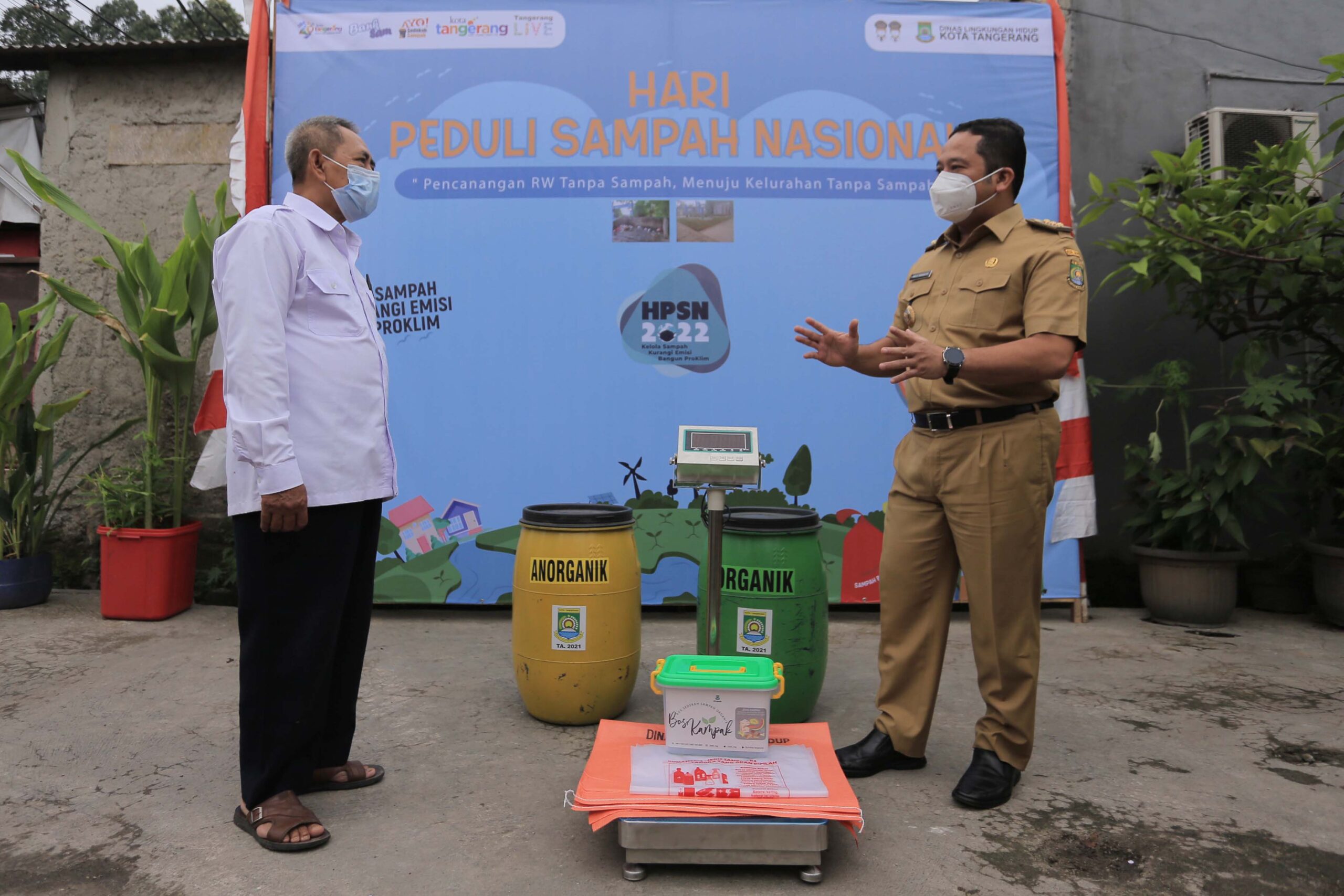 29871peringati-hpsn-arief-canangkan-program-rw-tanpa-sampah-29871