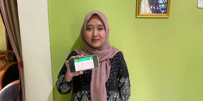 Maspuriah, ibu rumah tangga warga Desa Selapajang menerima berbagai manfaat JKN. (Ist)